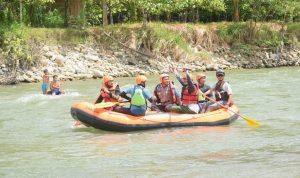 Cabor Arung Jeram Agara