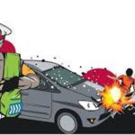 Tabrakan mobil motor