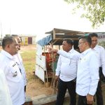 Tinjau proyek anjung cahaya