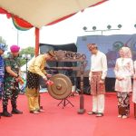 Sekretaris Daerah Kota Tanjungpinang Zulhidayat, membuka Gawai Rakyat 2024