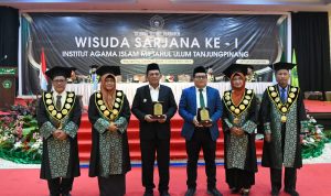 Wisuda Sarjana