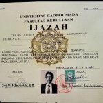 Foto ijazah.