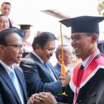 Amsakar Achmad Raih Gelar Doktor