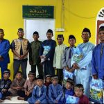 Penyaluran 35 paket beras