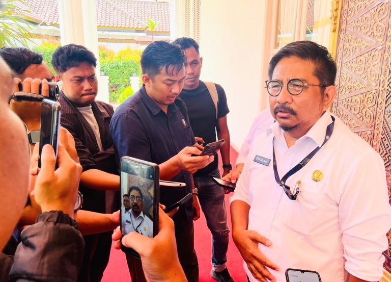 UMP Kepri 2026 Naik 7,06 Persen, UMK Batam Tertinggi Rp5,35 Juta ...