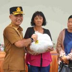 100226 Bantuan Imlek Vihara_11zon