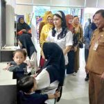 Kunjungan Wamen BKKBN_11zon